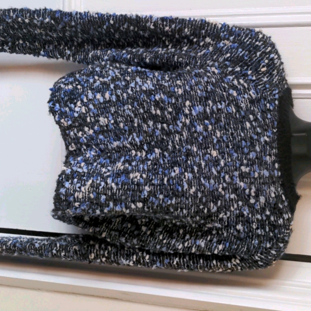 Cropped sweater k by kersh